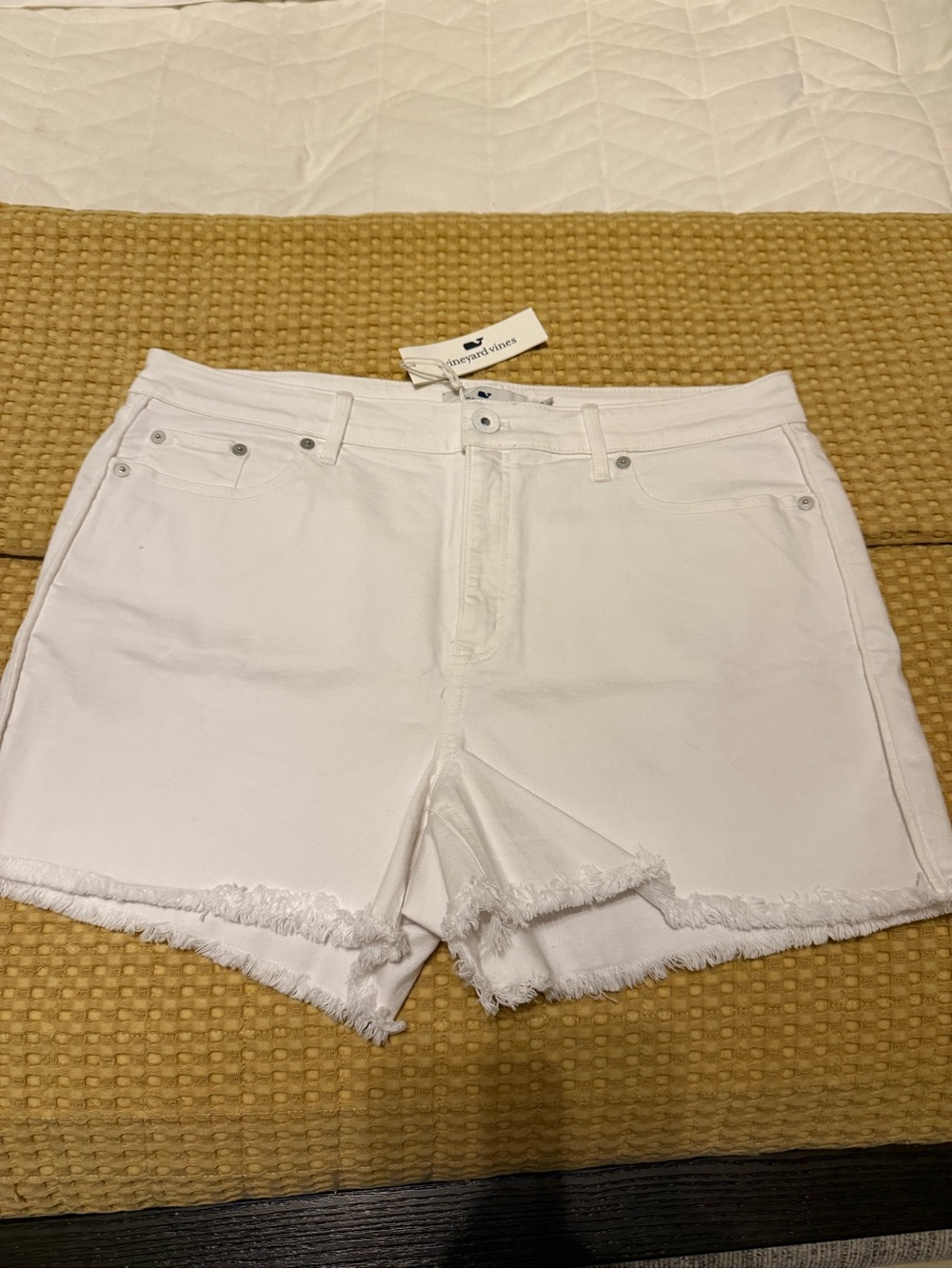 Vineyard Vines White Frayed-Hem Denim Shorts